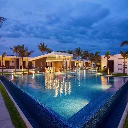 Hotel El Faro Monterrico Buitenkant foto