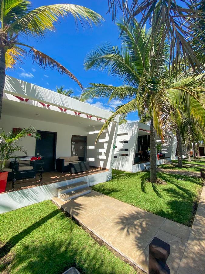 Hotel El Faro Monterrico Buitenkant foto